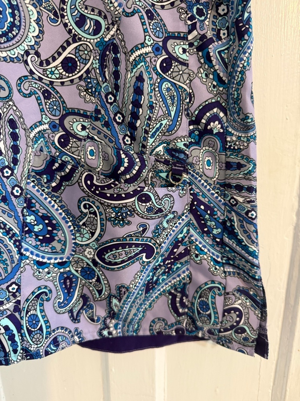 Vera Bradley Pink Label Paisley Top in Lavender, Blue & Teal Scrub Top - Picture 3 of 8